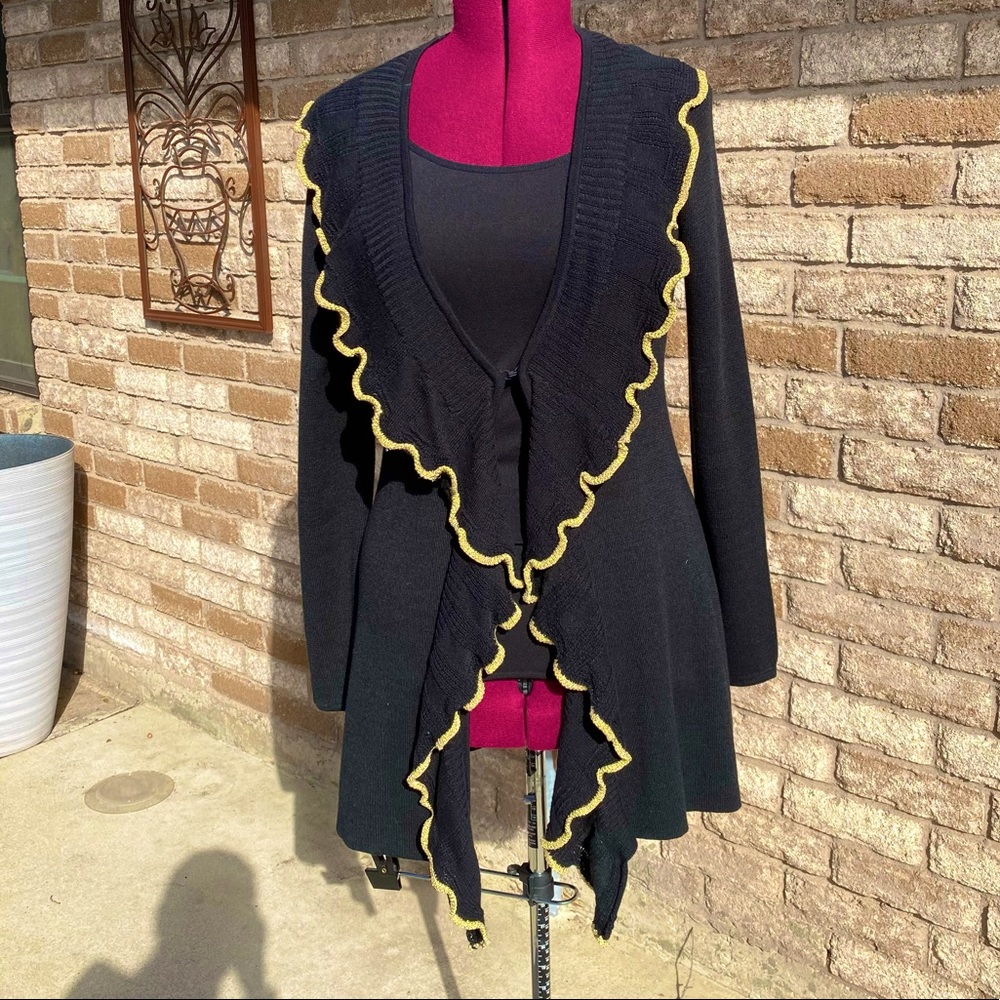 Spanner | Black Cardigan with Gold Ruffle Trim Detailing M ⚜️